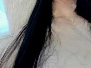 elya-rose Live Webcam on CamSoda