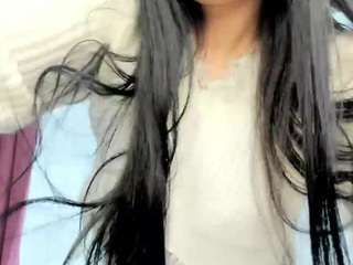 le modèle elya-rose est en webcam porno dans un show sur le site camsoda, il possède les tags suivants: ass bouncing,black hair,blowjob,brown eyes,camel toe,cock rating,curvy,deepthroat,dildo or vibrator,erotic dance,large tits,no drinking,no smoking,thick,hd