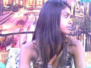 Este modelo está en vivo ahora. indiansapphire4u