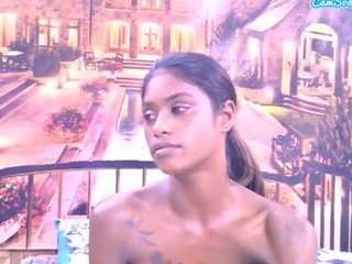 le modèle indiansapphire4u est en webcam porno dans un show sur le site camsoda, il possède les tags suivants: black hair,blowjob,brown eyes,deepthroat,dildo or vibrator,doggy style,drinking,fingering,moaning,skinny,smoking,tattoos,teen 18,young adult,small tits