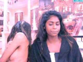 indiansapphire4u Live Webcam on CamSoda
