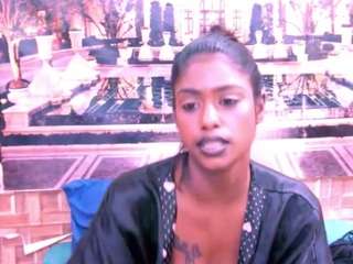 indiansapphire4u live webcam show