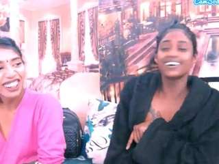 indiansapphire4u live webcam show