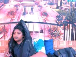 indiansapphire4u live webcam show