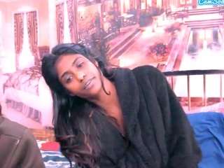 indiansapphire4u live webcam show