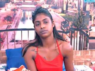 Crissy live webcam show