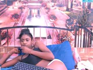 Crissy live webcam show
