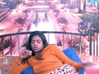 Crissy live webcam show