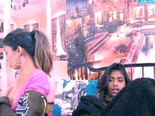 Crissy live webcam show