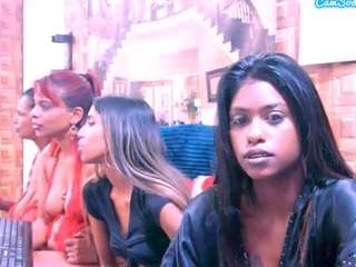 Crissy live webcam show