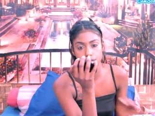 Crissy live webcam show