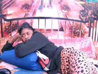 Crissy live webcam show