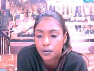 indiansapphire4u's live room