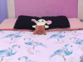 angelinarossy's CamSoda show and profile