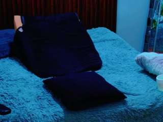 Live cam show with kataleya-1Windmill