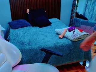 kataleya-1Windmill live cam — ahegao, smoke, mature