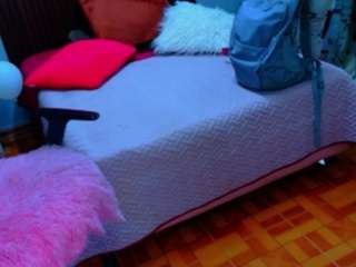 kataleya-1Windmill live webcam show