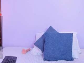 miia-gold Live Webcam on CamSoda