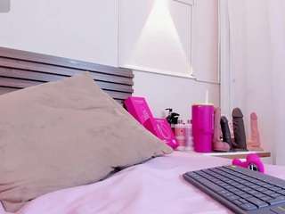 miia-gold Sex Cam Show
