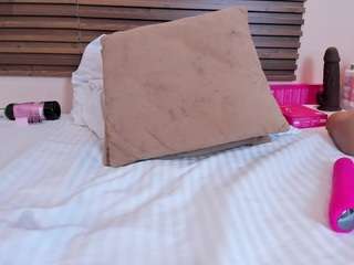 miia-gold Sex Cam Show