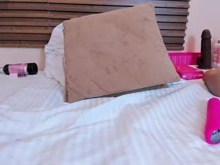 miia-gold Sex Cam Show