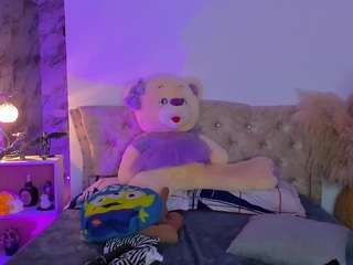 sarah1tesla Live Webcam on CamSoda