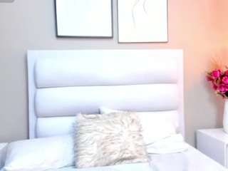 Tamralyn live webcam show