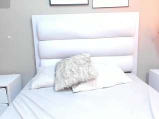 Tamralyn live webcam show