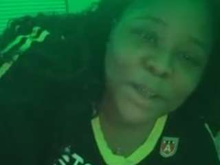 bumble333 Live Webcam on CamSoda