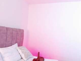 hanna-miilano Live Webcam on CamSoda