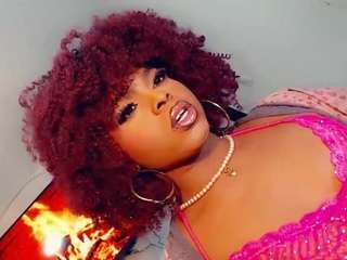 jeniferbigcock Live Webcam on CamSoda