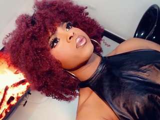 jeniferbigcock Live Webcam on CamSoda