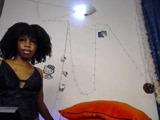 Live webcam model kinkqueenlive22 on Soda Cams