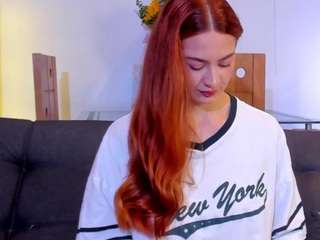 Lilith2 live cam preview