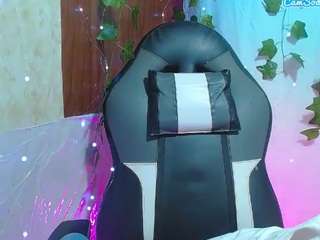 michell-29 live webcam show