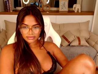 paula-thomass's CamSoda show and profile