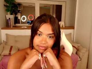 paula-thomass's CamSoda show and profile