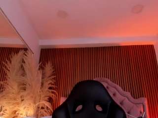 Vaiolet-hot live webcam show