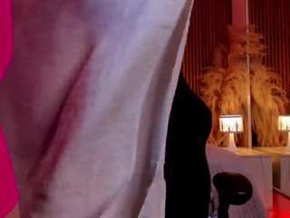 Vaiolet-hot live webcam show