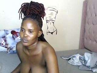 barbiecharm's CamSoda show and profile