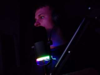 dennisdillon live cam preview