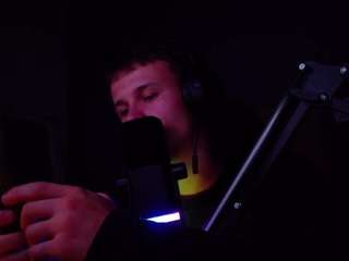 dennisdillon live cam preview