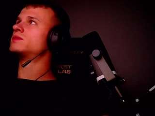 dennisdillon live cam preview