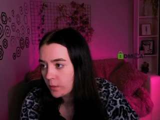 monica-xcx webcam model