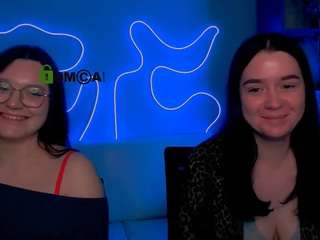 le modèle monica-xcx est en webcam porno dans un show sur le site camsoda, il possède les tags suivants: average,sexy,natural,nature,normal,ohmibod,orgasm,public,skinny,moaning,solo,squirter,striptease,teen 18,wet,young adult,naked,massage,bikini,doggy style