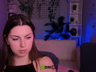 monica-xcx