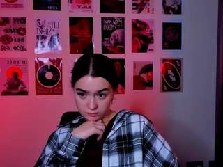 monica-xcx