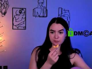 monica-xcx