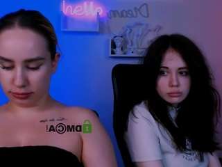 monica-xcx live webcam show