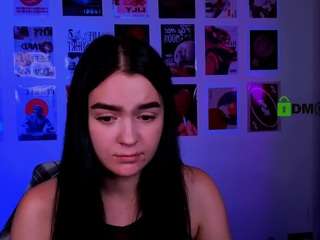 monica-xcx live webcam show